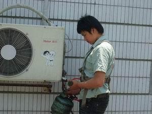 燃气热水器检修(如何自行处理常见故障)